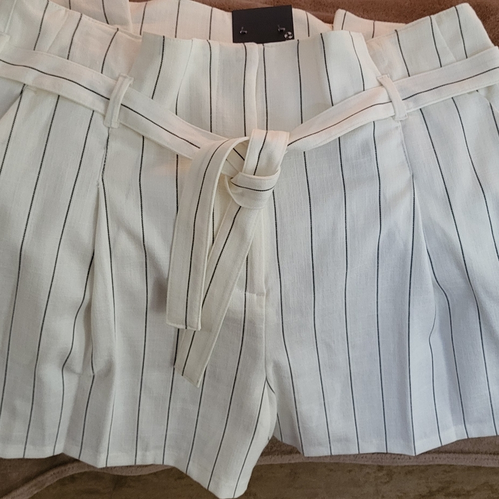 Ladies shorts